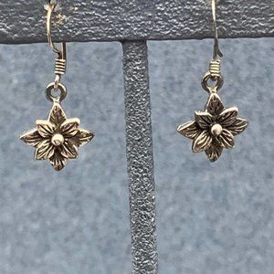 Hangin Out Pierced Earrings Sterling Silver Dangle Flower Diamond Soft Girl